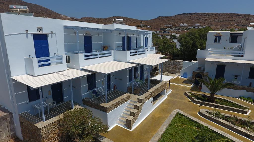 Nostos Beachfront & Aparthotel 3*