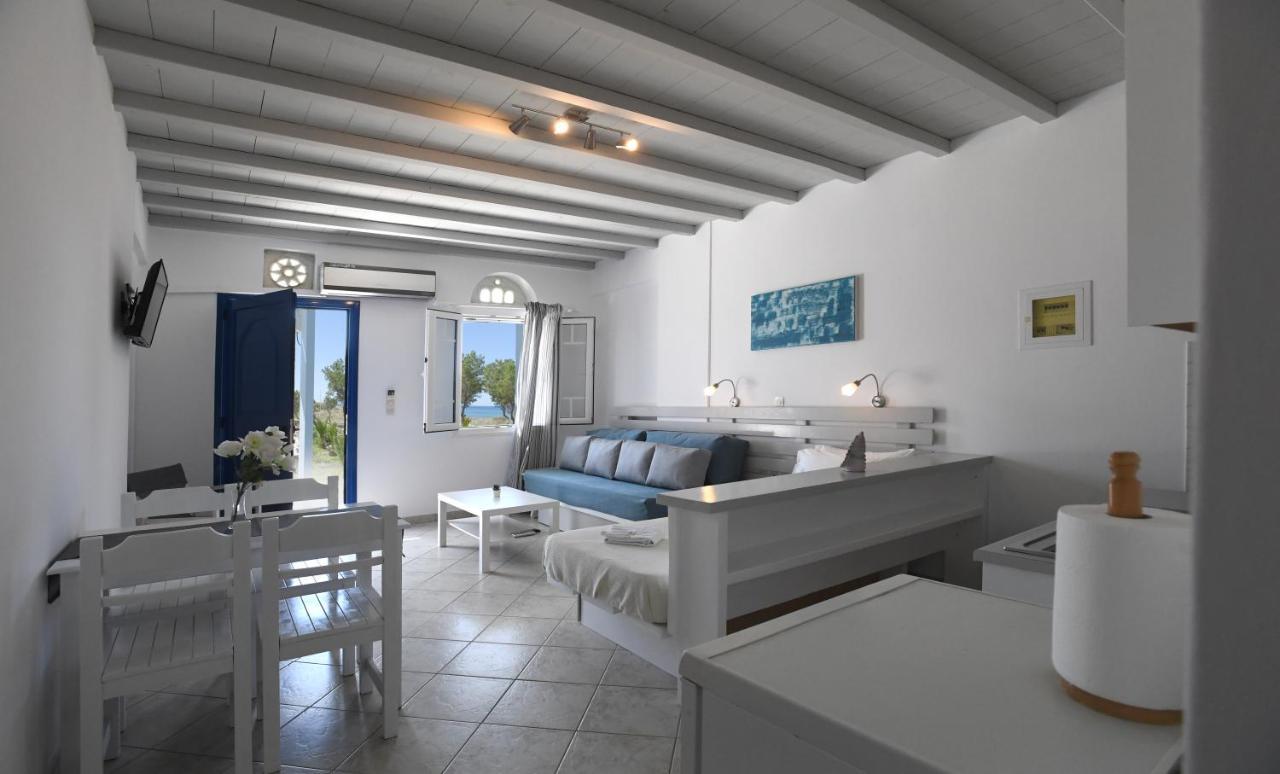 Nostos Beachfront & Agios Ioannis (Tinos)
