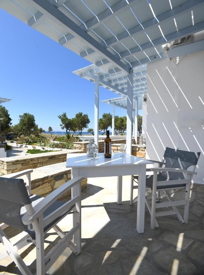 Aparthotel Nostos Beachfront & Agios Ioannis (Tinos)